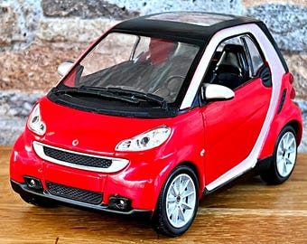 Modellino Smart ForTwo Scala 1:24 Pressofuso Con Luci E Suoni - Bianco, Giocattolo Bambino - Foto 5