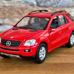 Mercedes Benz ML 350 | Model Car | 1/36 Diecast car | 1/36 scale model car| Die cast car | Collection item | Diecast model car | Mercedes ML