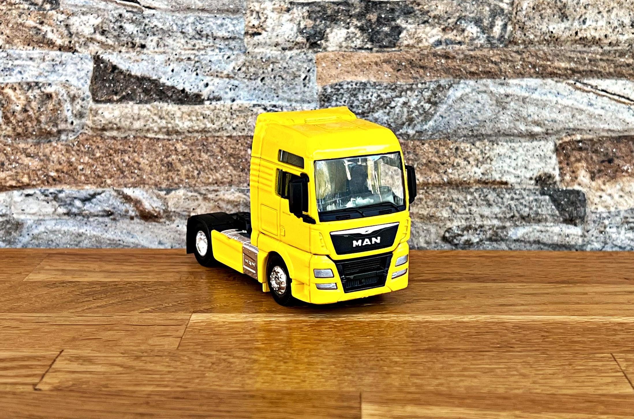MAN TGX XXL | Diecast Car | Model Car | 1/64 Scale Model Truck