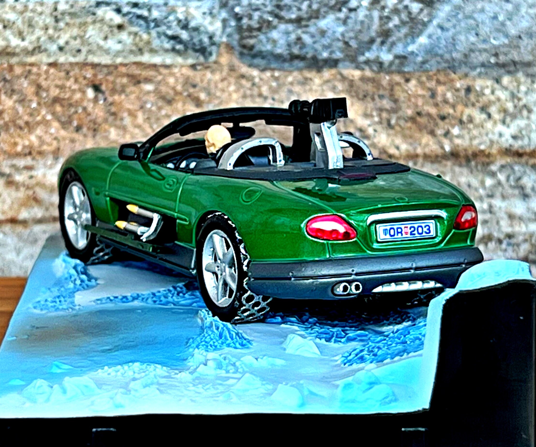 Jaguar XKR, 007 James Bond Collection Car, Vintage Diecast Car