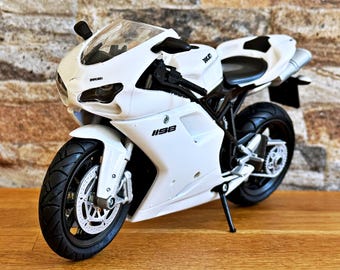 Ducati 1198, model motocykla w skali 1/12, model motocykla z odlewu ciśnieniowego 1/12, model motocykla z odlewu ciśnieniowego, Ducati, model z odlewu ciśnieniowego