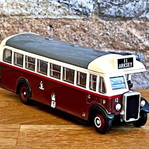 Leyland TS8 Tiger Type B , Vintage diecast bus, 1:76 scale model bus, Collection item, Classic Bus, die cast bus , Exclusive First Edition
