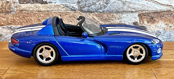 Dodge Viper RT/10 1997, Model Car, Diecast Car, 1/24 Scale Model
