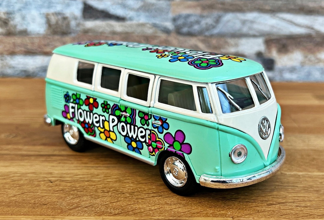 Volkswagen Classical Bus 1962, 1/32 Diecast Car, 1/32 Scale Model