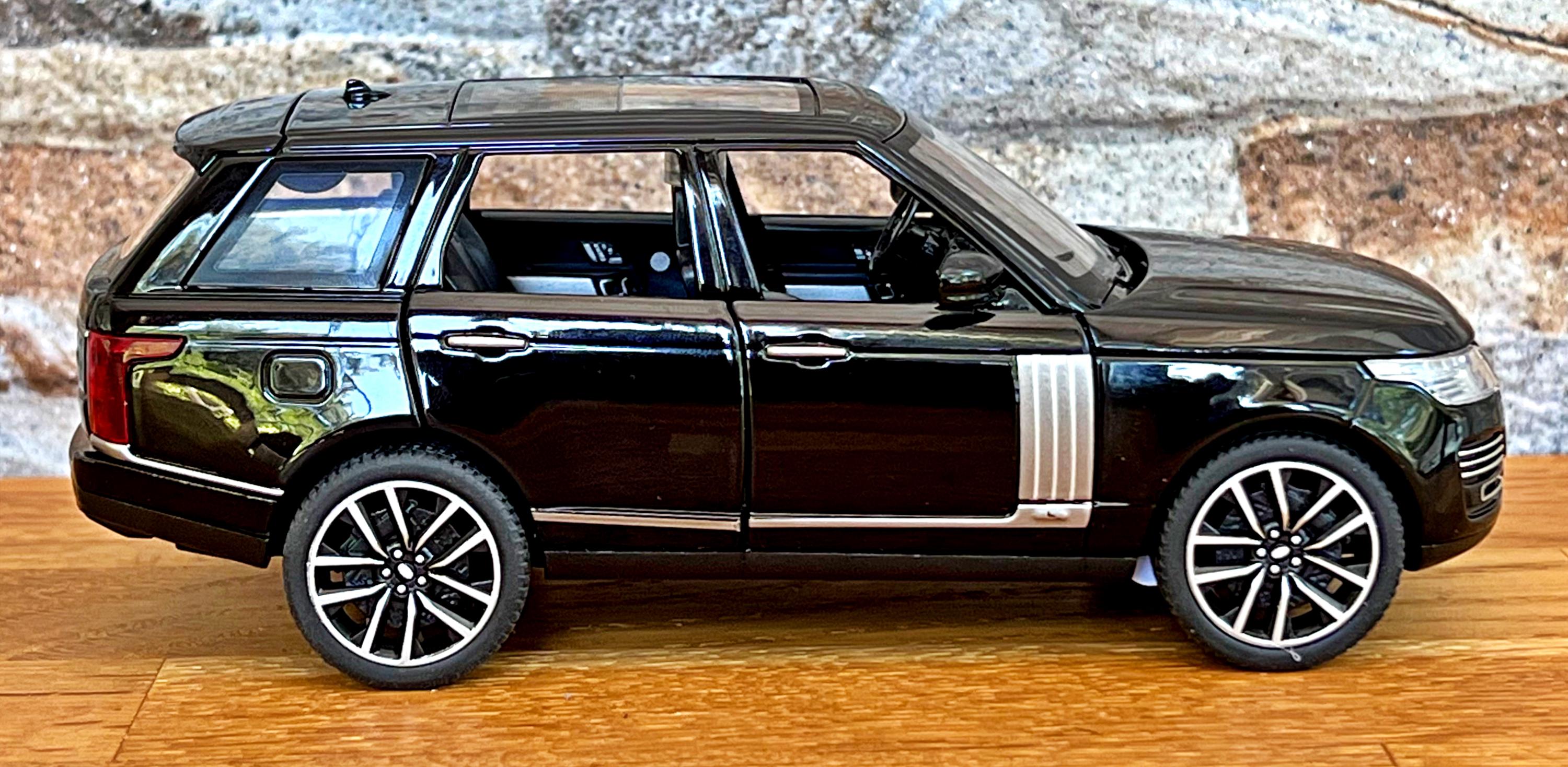 LCD 1/18 RANGE Rover SV Autobiography Dynamic Red Black Diecast Scale
