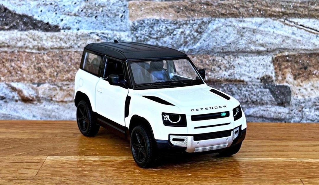 Land Rover Defender 90 , Model Car , Diecast Car, 1/36 Scale Model Car ...