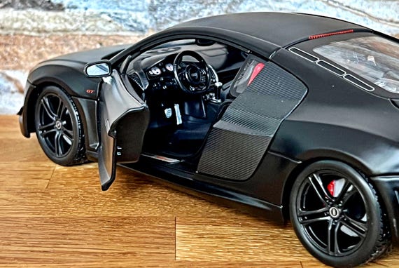 Audi R8 GT, Model Car, Diecast Car, 1/18 Scale Model Car