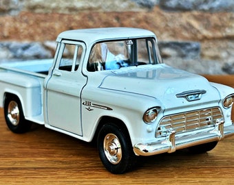 1955 Chevy Stepside Truck SS No.5602 1:36 Scale Sunnyside