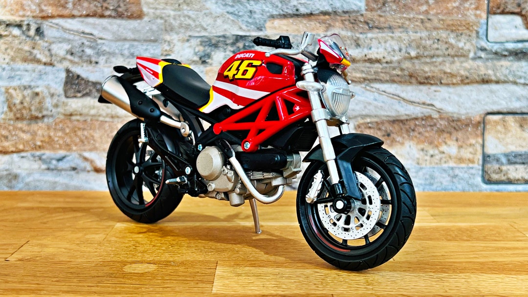 Ducati Monster 796 , 1/12 Scale Diecast Motorcycle Model , No 46