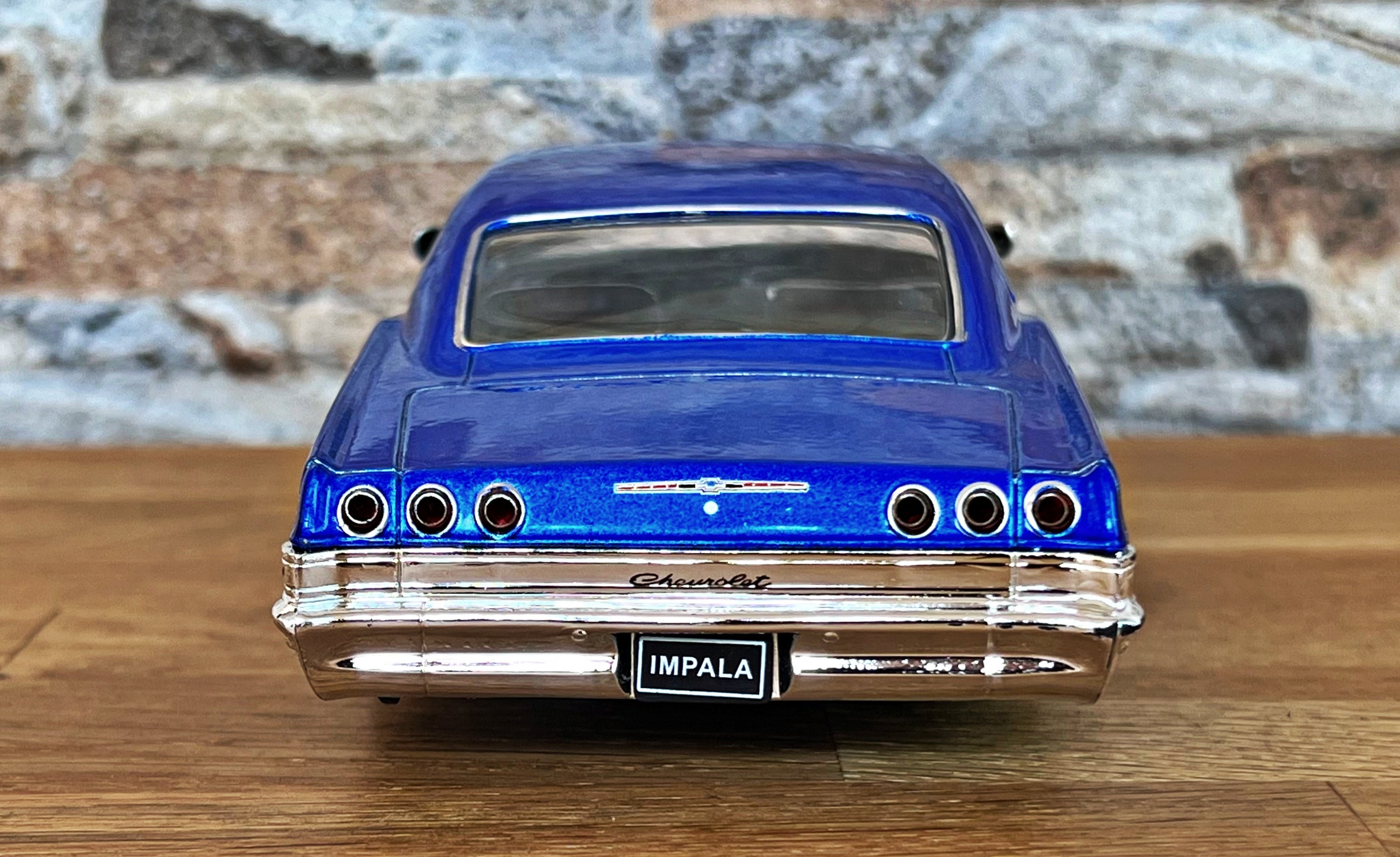 1965 シボレー インパラ SS 396 | モデルカー | 1/24 ダイキャストカー