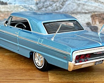 Chevrolet Impala SS 1964 | Vintage Model Car | Diecast Car