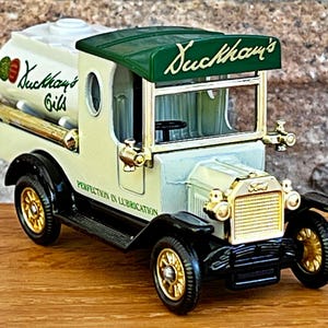 1920 Model T Ford Tanker, Vintage diecast car, Scale model car , metal model truck , die cast car, Collectible item , Duckhams Oil