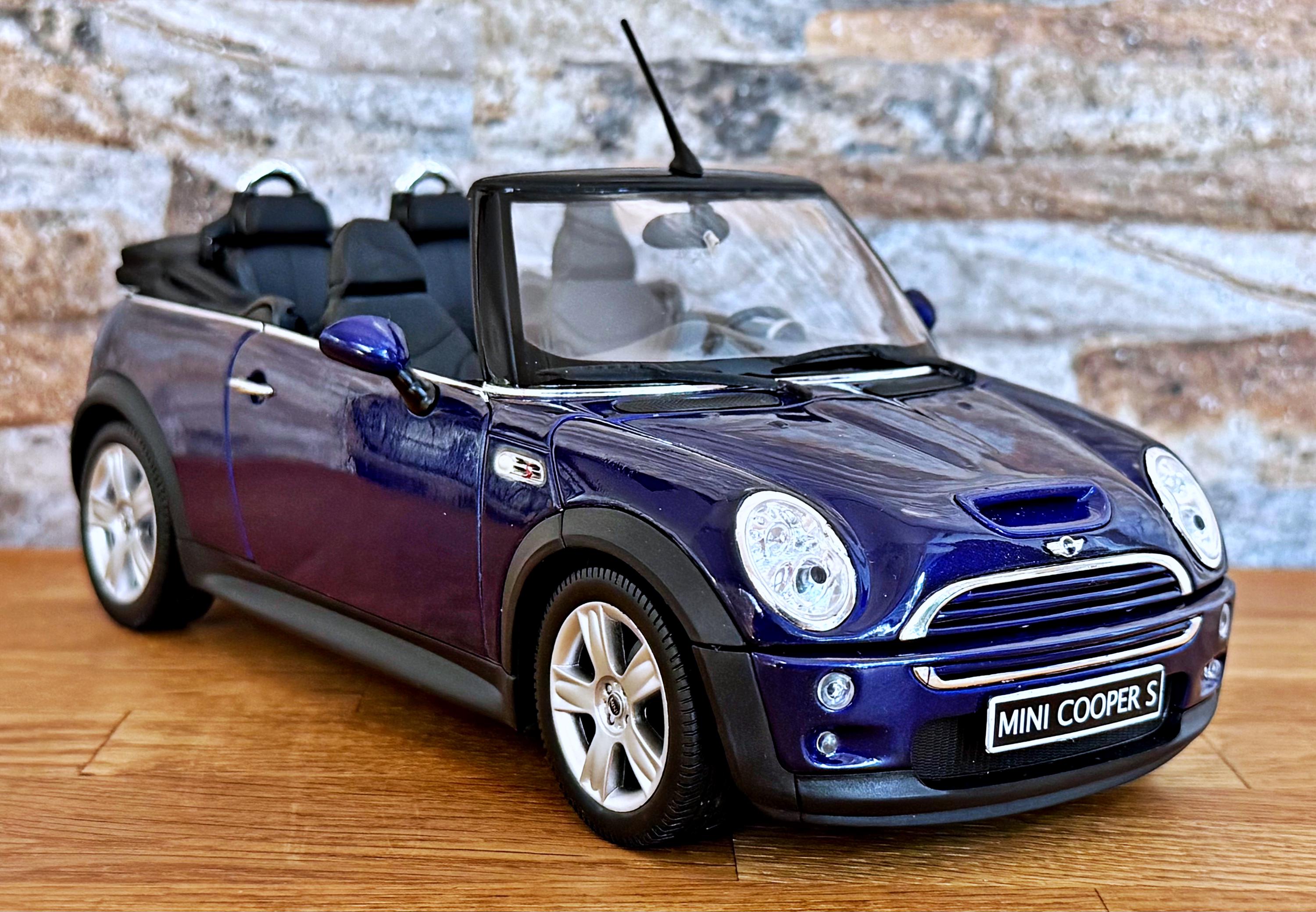 Mini Cooper S Cabrio | 1/18 Diecast Model Car | 1/18 Scale Model