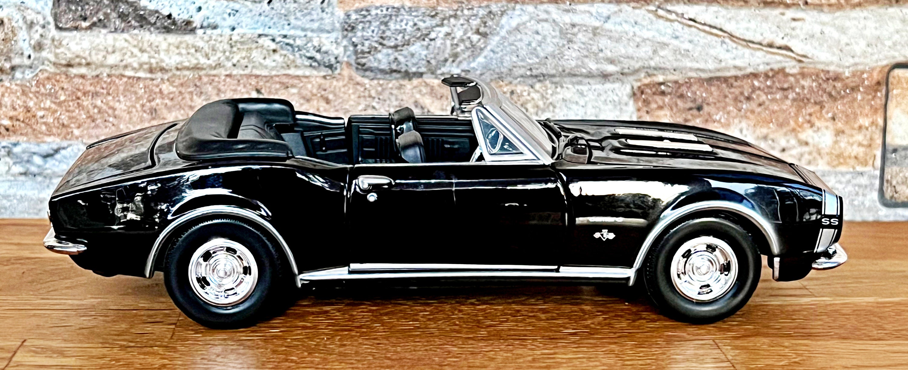 Chevy Camaro SS 1967 | Model Car | Diecast Car | 1:24 Scale Model
