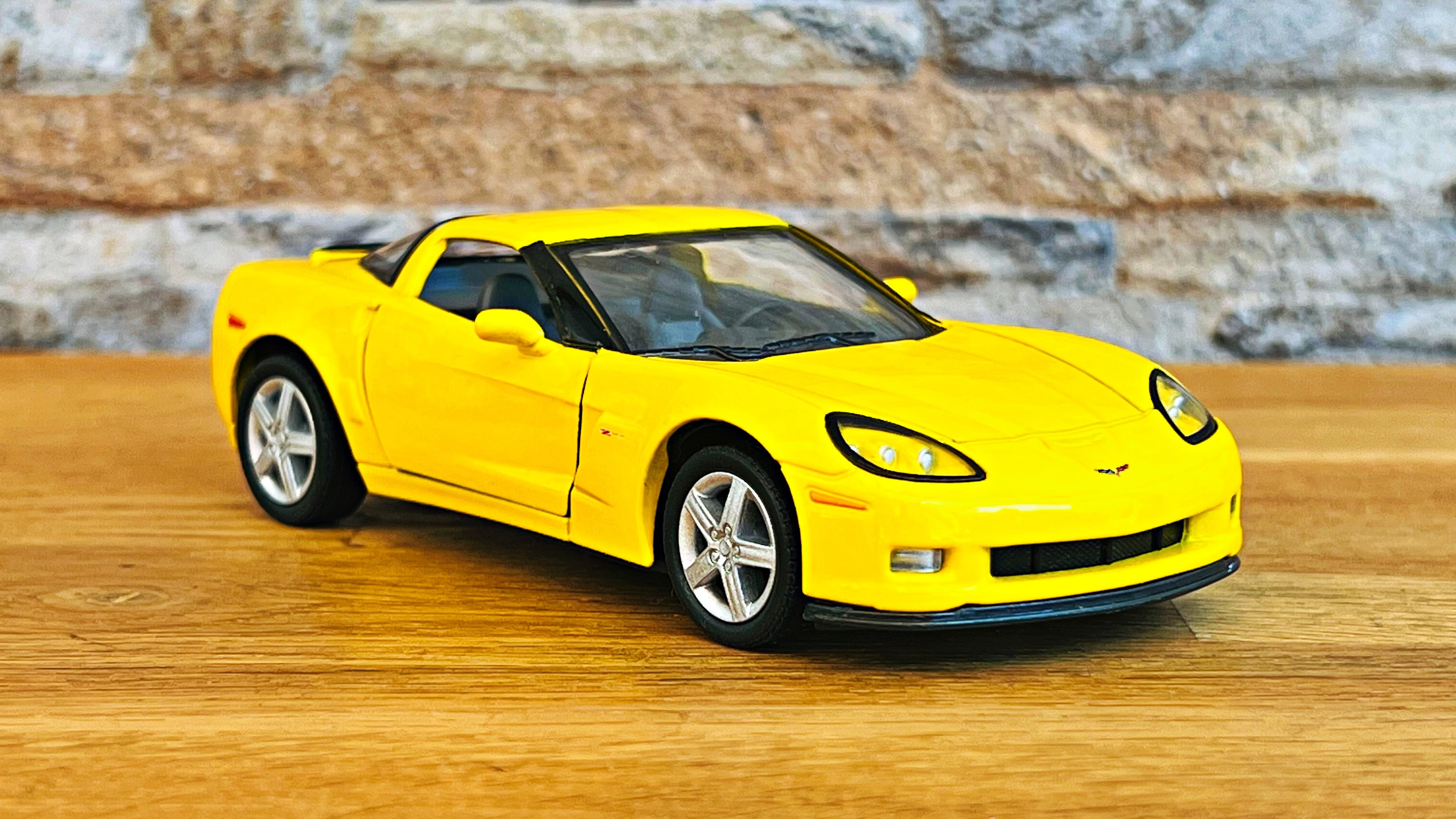 Chevrolet Corvette ミニカー イエロー Chevrolet Corvette C6 Z06 2007 | 1/36 Diecast Car | 1/36 Scale
