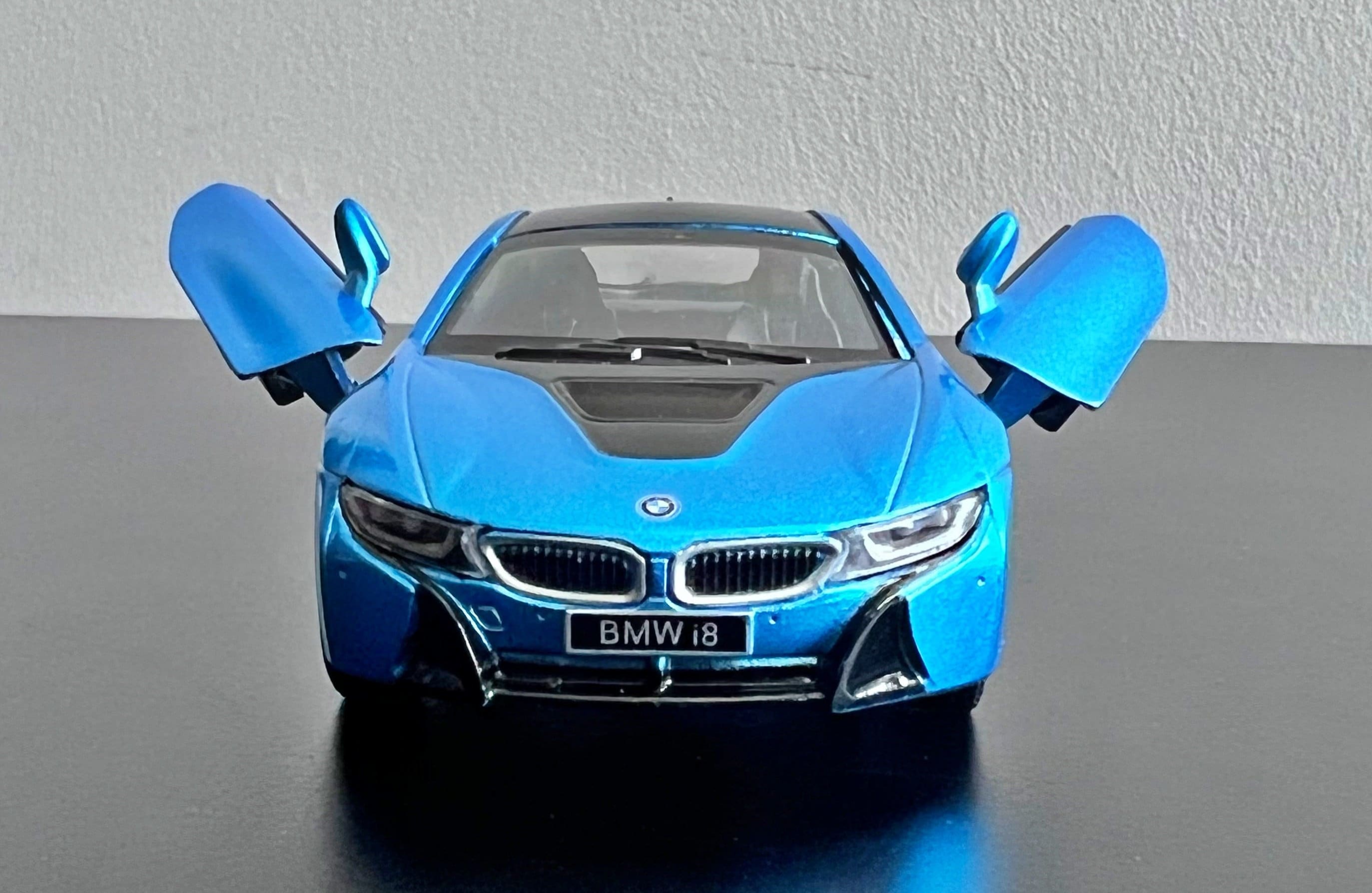 Acheter 1:Modèle de voiture BMW M550i à échelle 36, voiture jouet en  alliage moulé sous pression, véhicules à tirer, voiture jouet pour  tout-petits, enfants, garçons et filles, cadeau bleu
