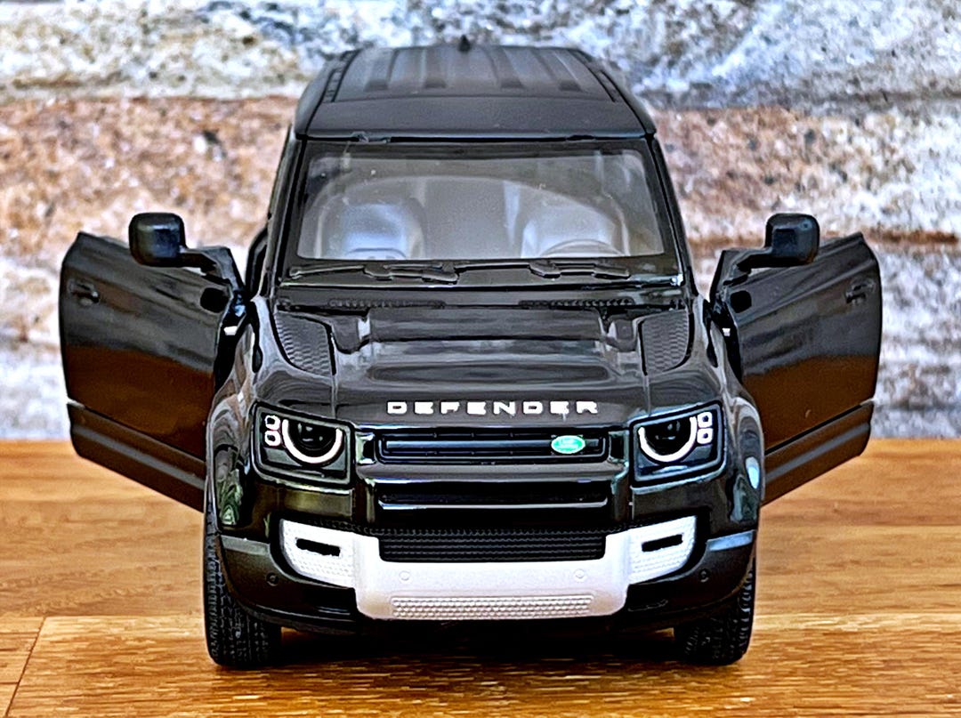 Land Rover Defender 90 , Model Car , Diecast Car, 1/36 Scale Model Car ...