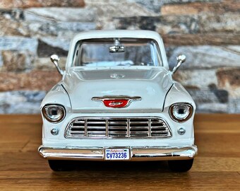 1955 Chevy 5100 Stepside | 1/24 Scale Model Car | Model Truck