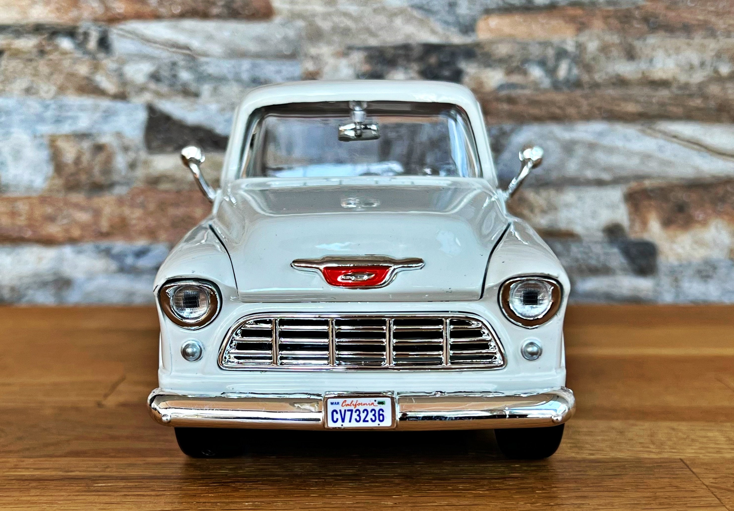 1955 Chevy 5100 Stepside 1:24 スケール 1955 Chevy 5100 Stepside | 1/24 Scale Model Car | Model Truck