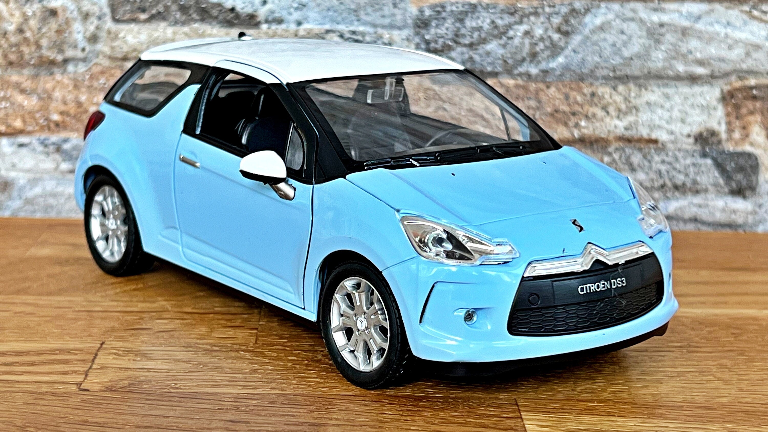 Citroen DS3 2010 | Model Car | Diecast Car | 1/24 Scale Model Car