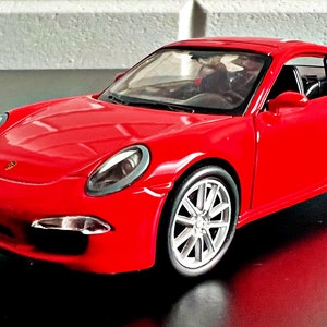Porsche 911 Carrera S , model car, diecast car , 1/36 scale model car,  car model, collection item, die cast car, Porsche 911
