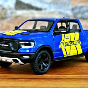 RAM 1500 Rebel 2019, Model car , 1/46 diecast truck, 1/46 scale model car, car model metal, Diecast collection item, 1/46 diecast truck
