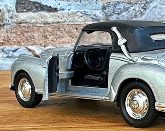 メルセデスベンツ 300S 1955 | 1/36 スケール ダイキャストカー | 古い