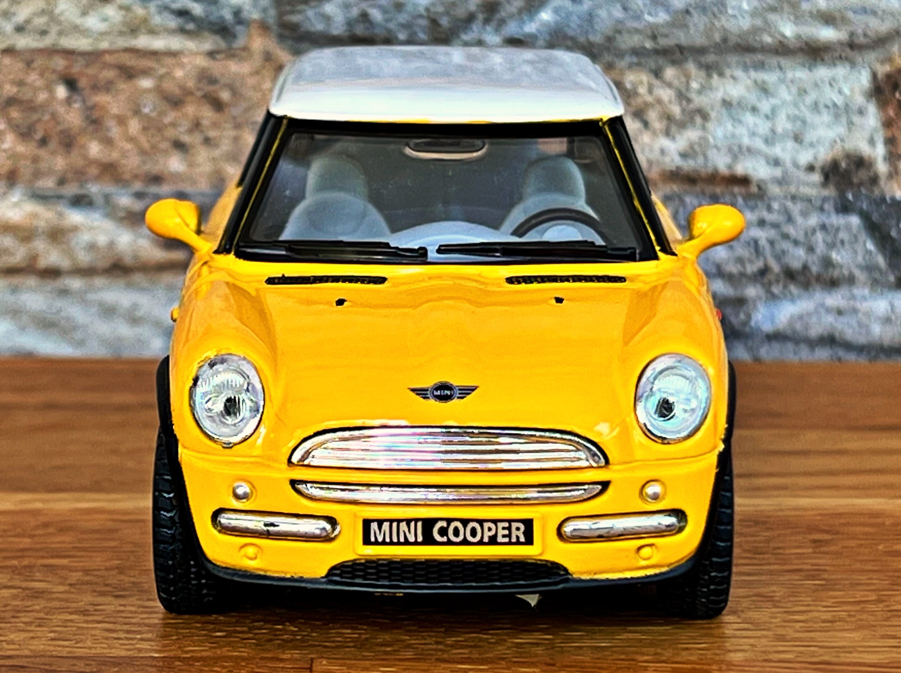ミニクーパー モデルカー 77 ダイキャスト製 ミニクーパー | モデルカー | ダイキャストカー | 1:28スケールモデル