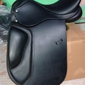 Engels dressuurzadel Leren zadel houten boom alle maten 15 tot 18 inch