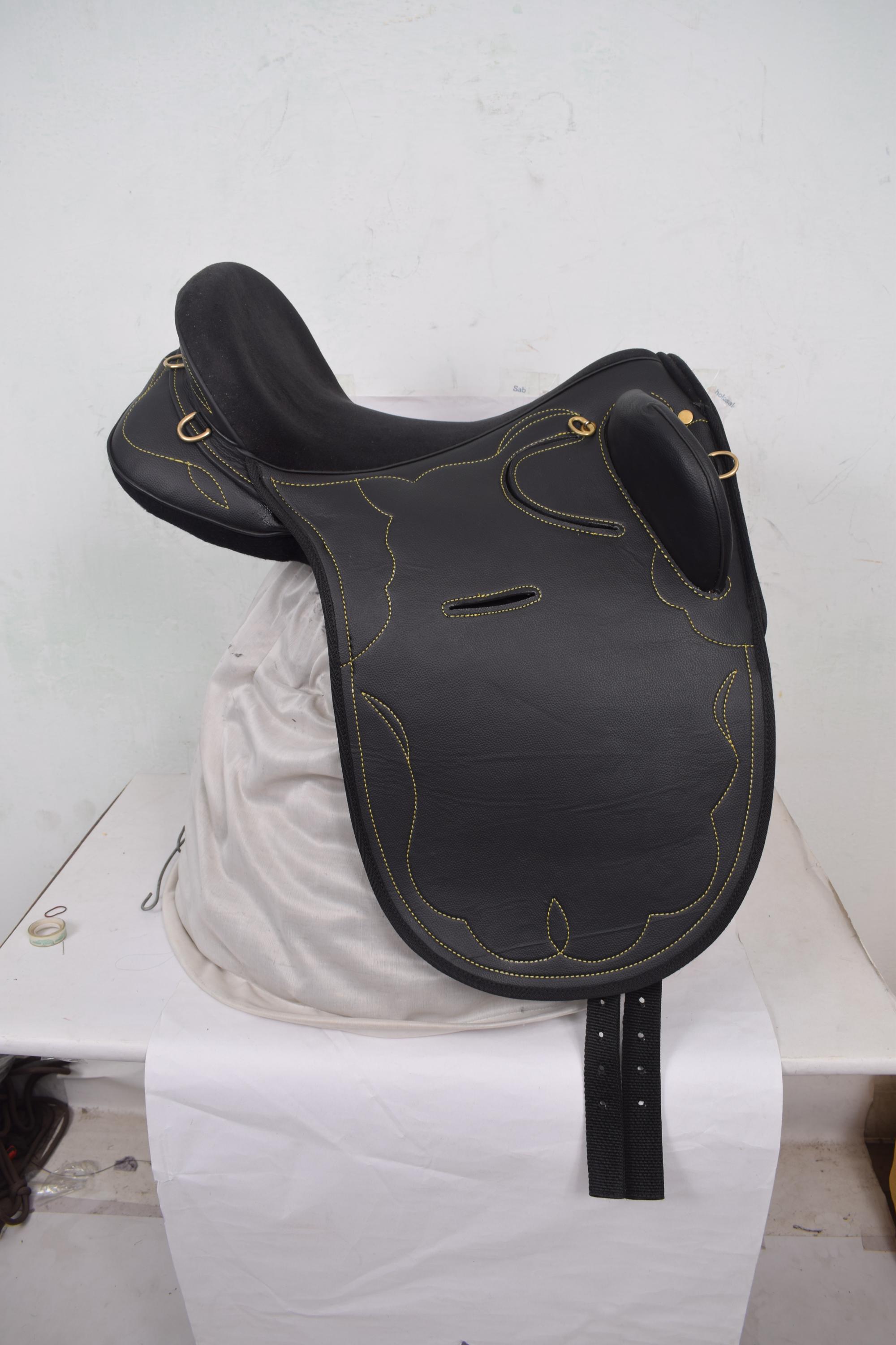 Deen, Enterprises Selle de cheval anglaise en daim synthétique de qualité classique faite à la main avec circonférence, étriers et tapis de selle assortis, taille 35,6 cm, siège disponible