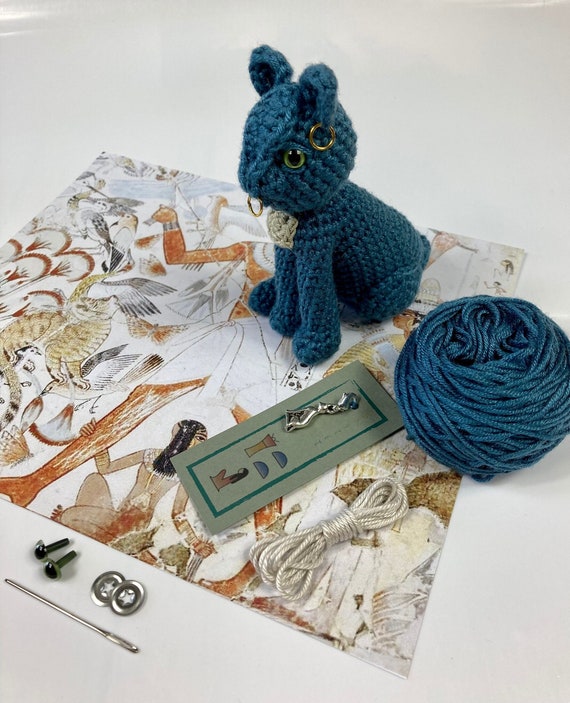 Bastet Egyptian Cat Crochet Kit. A Complete Kit With Luxury Yarn,  Accessories & Silver Stitch Marker/charm. AKA the Gayer-anderson Cat. -   Sweden