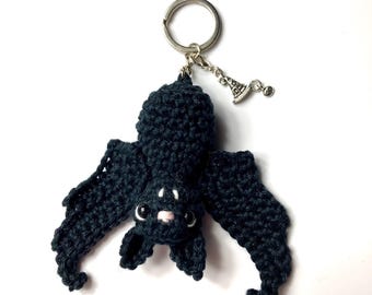 Patrón de murciélago a crochet, descarga digital instantánea. ¡Un adorable murciélago amigurumi con alas plegables para volar y dormir!