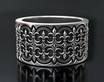 Sterling Silver Fleur-de-Lis Ring | Gothic Medieval Band