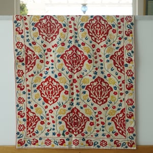 Suzani Seidendecke, Leinentischdecke, gewebter Wandbehang, Nadelspitze Einzigartige Tischdecke Suzani, Vintage Wandteppich, Gestickte Decke