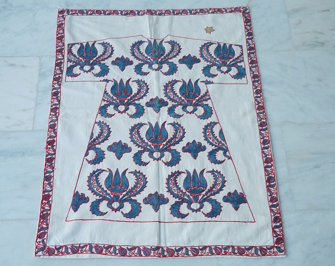 Pomegranate Bed Spread Silk Suzani Runner 175 X 32 cm 68 X 12 inc Handmade Silk Suzani Bed Table Runner Table Cloth Vintage Bed Throw