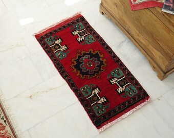 Turkish Woven Carpet Runner, Checkered Area Rug, Rug for Bedroom Aesthetic, Rug Wall Hanging, Wool Fabric by the Yard, Handmade Doormat