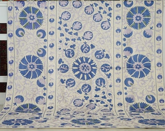 Cotton Suzani Bedspread, King Size Bedcover, Embroidery Comforter, Suzani Wall Hanging, Floral Bed Linen, Antique Quilt, Boho Suzani Fabric
