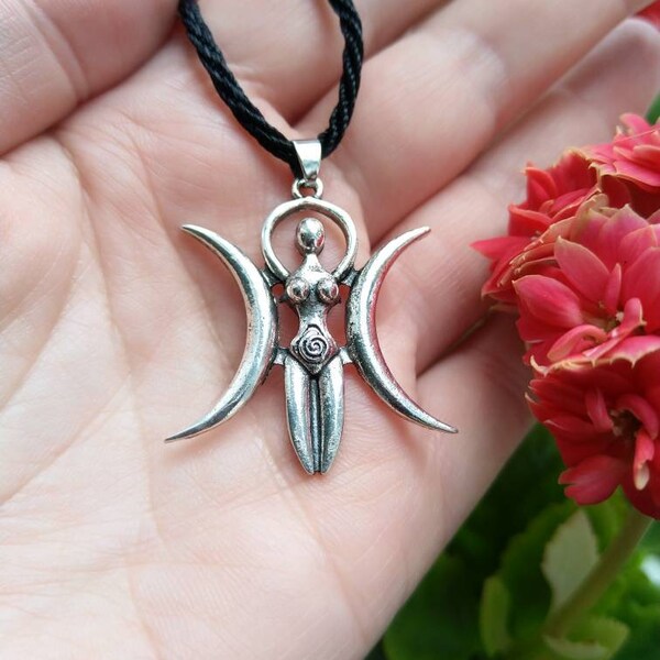 Triple moon Goddess pendant,  witch moon necklace, silver colour, birthday present gift, Hippie Boho