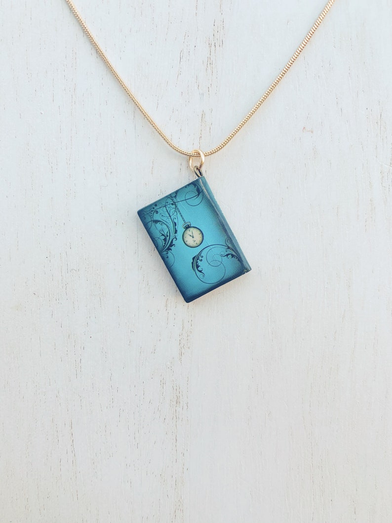 Classic Novel Necklace Large