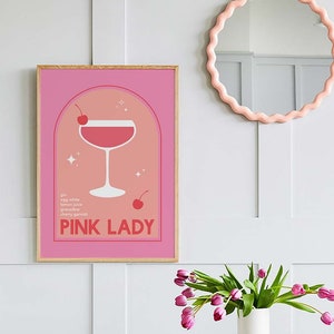 Pink Lady Cocktail Print | Pobieranie sztuki cyfrowej | Uroczy różowy pomarańczowy koktajl ścienny | Wydrukowana sztuka różowego wózka barowego