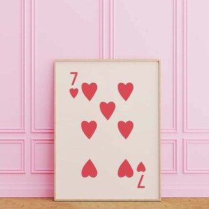 Print met 7 hartjes | Digitale kunst downloaden | Schattige rode kaartprint | Retro kunst aan de muur | Trendy speelkaartkunst
