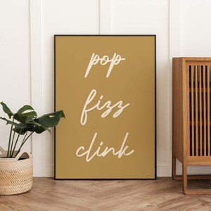 Pop Fizz Clink Druck | Digitale Kunst Download | Gold Bar Warenkorb Dekor | Niedliche Cocktail-Wanddekorationen des neuen Jahres