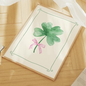 Coquette Shamrock-tryck, digital konstnedladdning, St Patricks Day-dekor, St Patricks-väggkonst, Shamrock-väggkonst, söt irländsk väggkonst bild 2