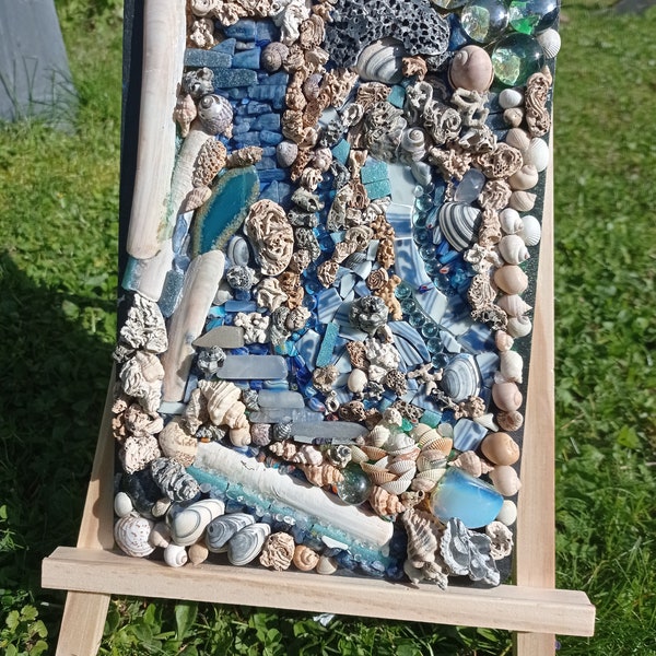 Tableau mosaïque de coquillage sur ardoise