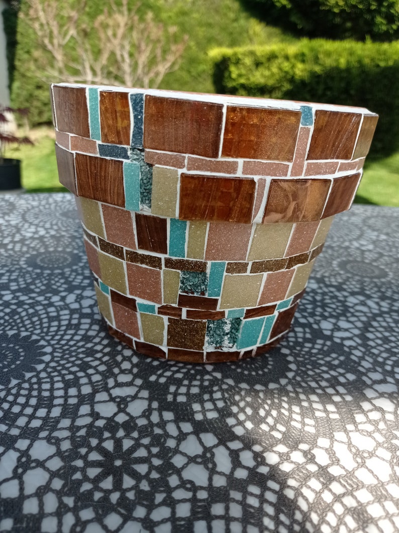 Handmade mosaic plant pot image 9