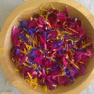 Organic dried edible flowers, Rose, Calendula, Cornflower petals, Cake decoration, Culinary use, Herbal tea, Bath & Beauty, Crafts, Vegan
