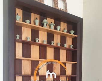 Vertical Wooden Chess Board with Brown Frame: Wall Decor Chess Set