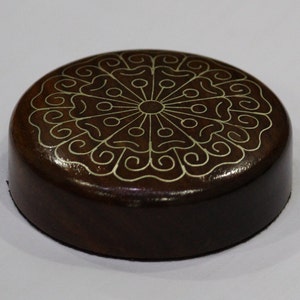Floral Brass Inlay Paperweight,  Wood Round Inlay Folk Design Paperweight, Wooden paperweight, 5th Anniversary Gift, Office Desk Accessories