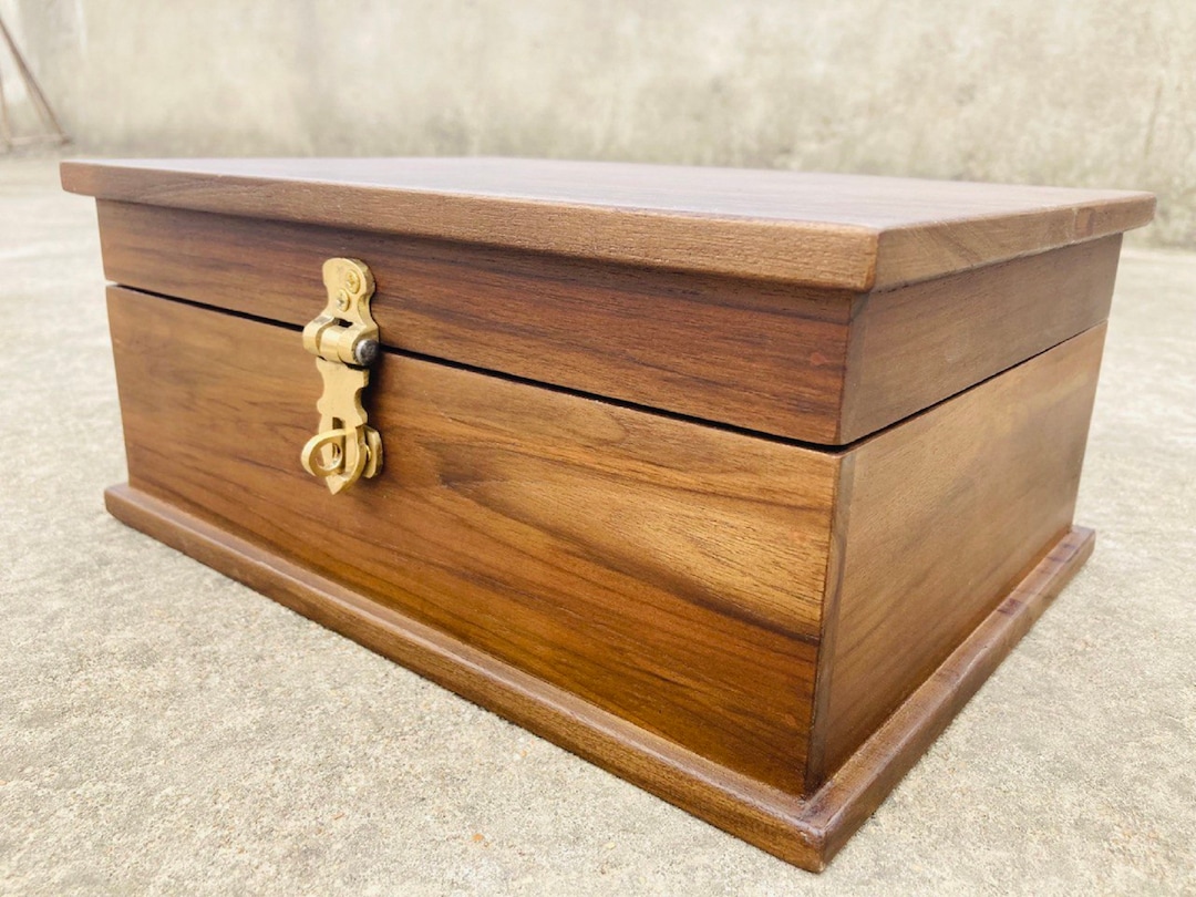 Antique Style Wood Storage Box for Home and Office Decorative Box With