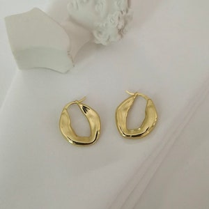 18 Carat Gold Plated Earrings Textured Hoops Jewellery Gift Womens image 1